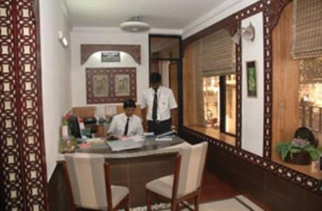 Istay Hotels Infantry Road Bangalore Extérieur photo