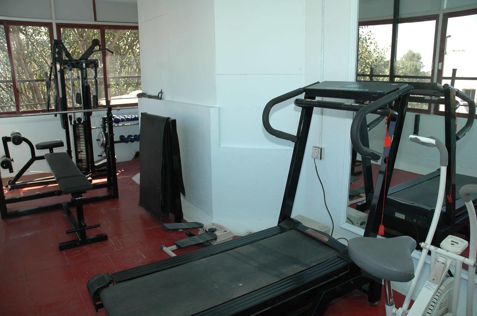 Istay Hotels Infantry Road Bangalore Extérieur photo